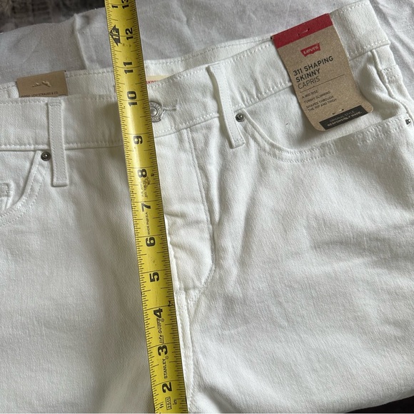 Levi’s 311 Shaping Skinny Capri Jeans White Mid Rise Size 12 W31 NWT - Picture 9 of 11